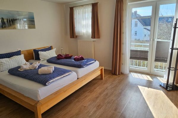 haus-1-schlafzimmer-og-elternschlafzimmerFD43CC7B-5801-3589-16B9-9185BA406D72.jpg